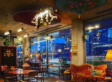 switzerland/zurich/bar/gleis