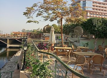 egypt/luxor/east-bank/bar/murphys-irish-bar