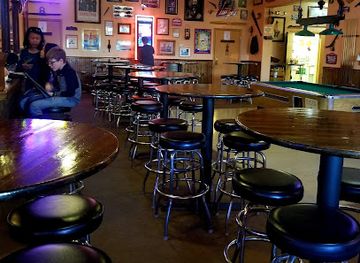 arizona/chiricahua-mountains/bar/johnny-ringo-s-bar