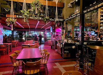 mexico/guadalajara/chapultepec/bar/el-grillo