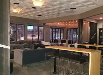 4th Avenue Lounge