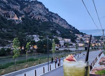 albania/berat/bar/moonlight-cocktail-bar