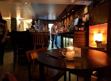 united-kingdom/edinburgh/bar/under-the-stairs