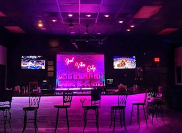 alabama/gulf-shores/bar/hibas-gulf-shores-karaoke-arcade-bar