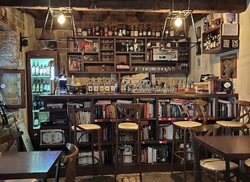 croatia/split/marjan/bar/marvlvs-library-jazz-bar