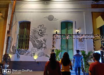 india/pondicherry/french-quarter/bar/flaming-dragons-lounge-nightlife