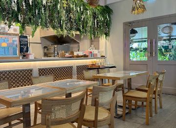 brunei/labu-forest-reserve/bar/comfort-greens-cafe