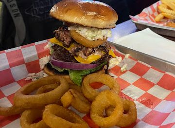 ohio/zanesville/bar/the-corner-pub-sports-bar-and-grill