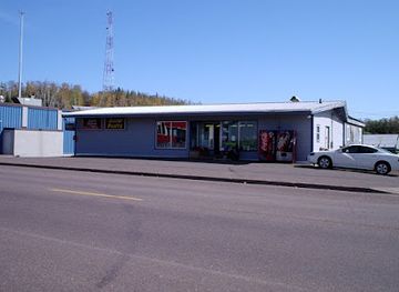 minnesota/tettegouche-state-park/bar/auto-value-silver-bay