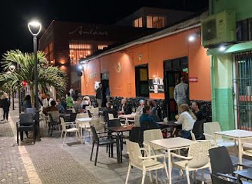 cabo-verde/santa-maria/bar/buddy-bar