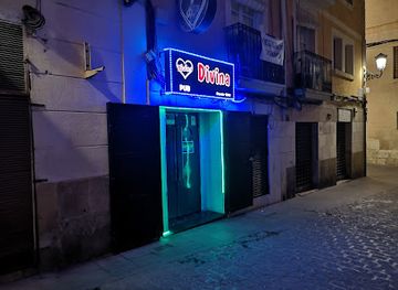 spain/alicante/casco-antiguo/bar/divina-pub