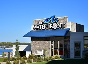 iowa/spirit-lake/bar/waterfront-grille-event-center