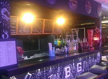 indonesia/yogyakarta/malioboro/bar/lotus-sky-lounge-dafam-fortuna-malioboro