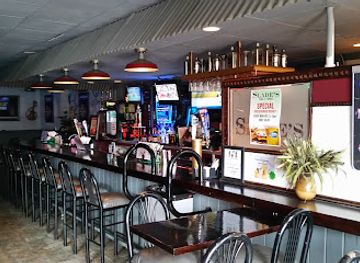 new-hampshire/nashua/bar/slade-s-food-spirits