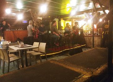 philippines/central-visayas/bar/cubana