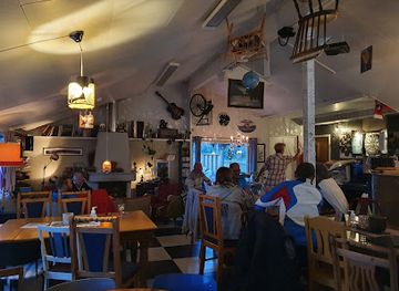 norway/lofoten-islands/bar/lofoten-pub1