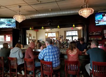 michigan/saugatuck/bar/phil-s-bar-grille