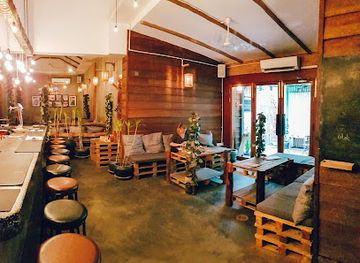 cambodia/siem-reap-province/bar/long-s-bar