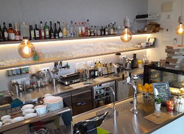 czechia/brno/brno-cernovice/bar/dring-caffe