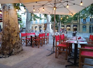 france/aix-en-provence/cours-mirabeau/bar/cafe-du-roi-rene