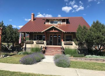 oregon/wallowa-mountains/bar/bronze-antler-bed-breakfast
