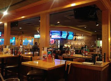 illinois/rockford/bar/applebee-s-grill-bar