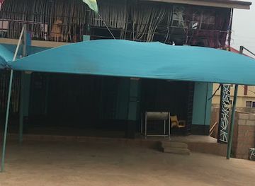 ghana/gwira/bar/shy-chillax-pub-rooftop