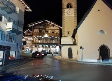 italy/dolomites/bar/wine-bar-oma