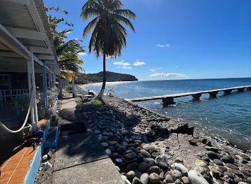 dominica/hampstead-beach/bar/infinity-restaurant-bar-grill