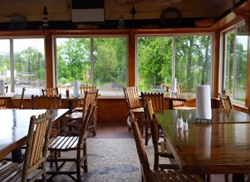 delaware/lums-pond-state-park/bar/kathy-s-crab-house