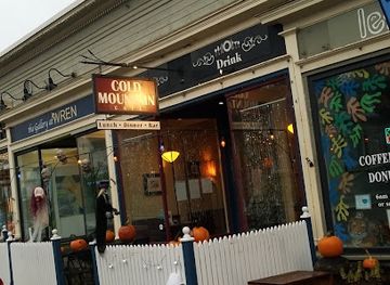 new-hampshire/franconia-notch-state-park/bar/cold-mountain-cafe