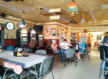 louisiana/mississippi-delta/bar/the-world-bar-and-grill