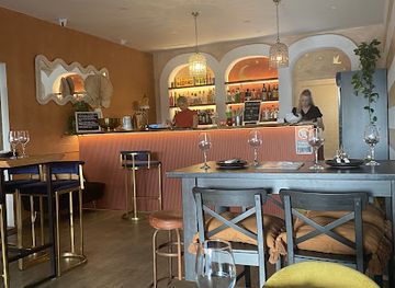 australia/central-coast/bar/daley-s-bar