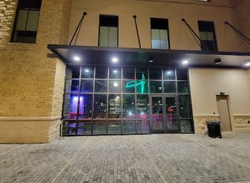 mississippi/tombigbee-national-forest/bar/toast-cocktail-piano-bar