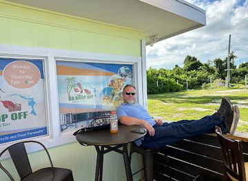the-bahamas/abaco-islands/bar/da-drop-off-restaurant-bar