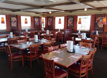 michigan/charlevoix/bar/pizza-hut