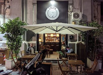 italy/naples/bar/twins-cocktail-wine-coffee