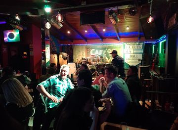argentina/central-patagonia/bar/latino-pub