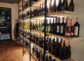 albania/lezhe/bar/cru-wine-bar-shop
