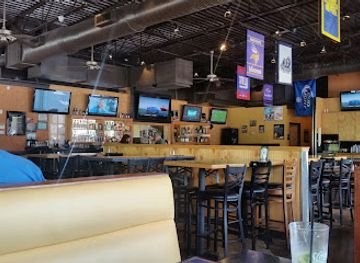 virginia/virginia-beach/sandbridge-beach/bar/aj-gators-sports-bar-grill