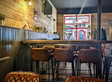 united-kingdom/renfrewshire/bar/gantry