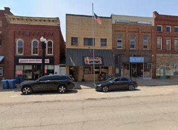 illinois/mississippi-palisades-state-park/bar/my-friends-place-bar-grill