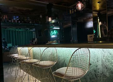 cote-d-ivoire/abidjan/bar/cavally-lounge