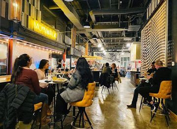 new-mexico/albuquerque/bar/moonwalk