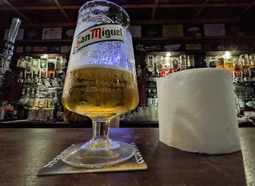 ireland/county-donegal/bar/annie-lynn-s