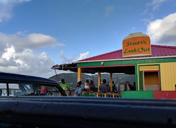british-virgin-islands/beef-island/bar/stoutt-s-lookout-bar