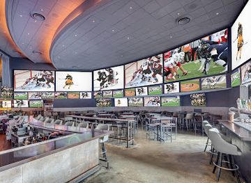 california/southern-california/bar/tom-s-watch-bar-los-angeles