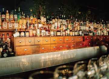 australia/central-west/bar/cruise-bar