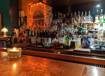 canada/montreal/downtown-montreal/bar/n-sur-mackay