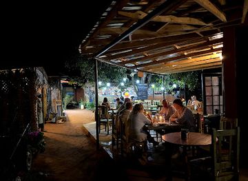 zambia/victoria-falls/bar/dusty-road-township-experience